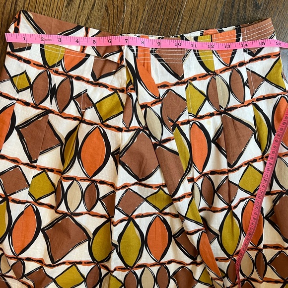 BCBG maxazria women top and skirt set - top: size L; skirt: size:6 - Picture 9 of 14